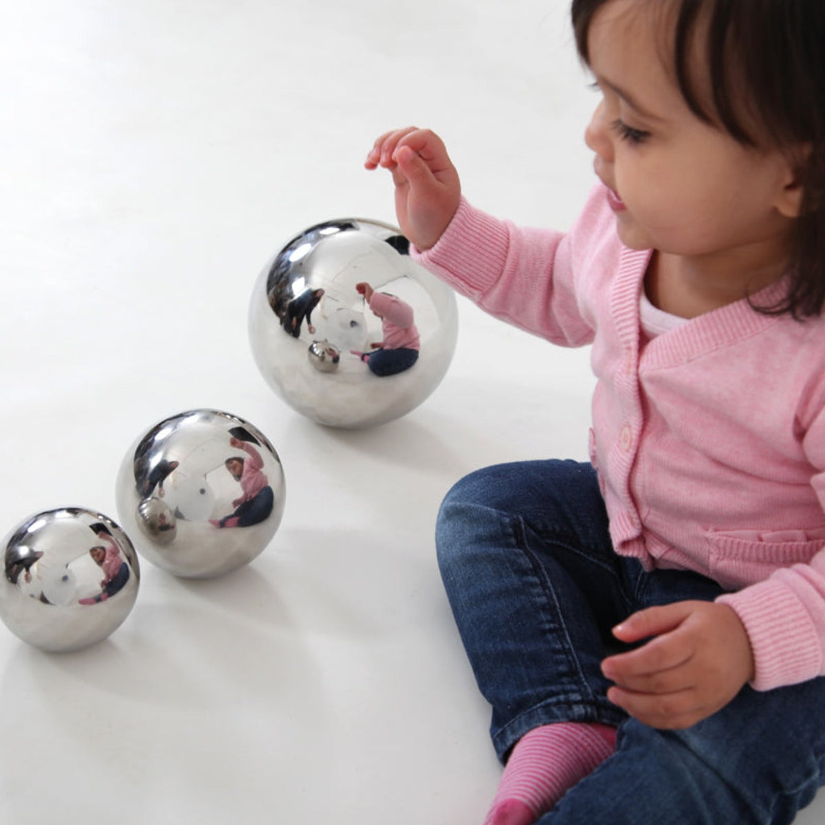 Sensorik-Spielkugeln aus Edelstahl, 4 Stück