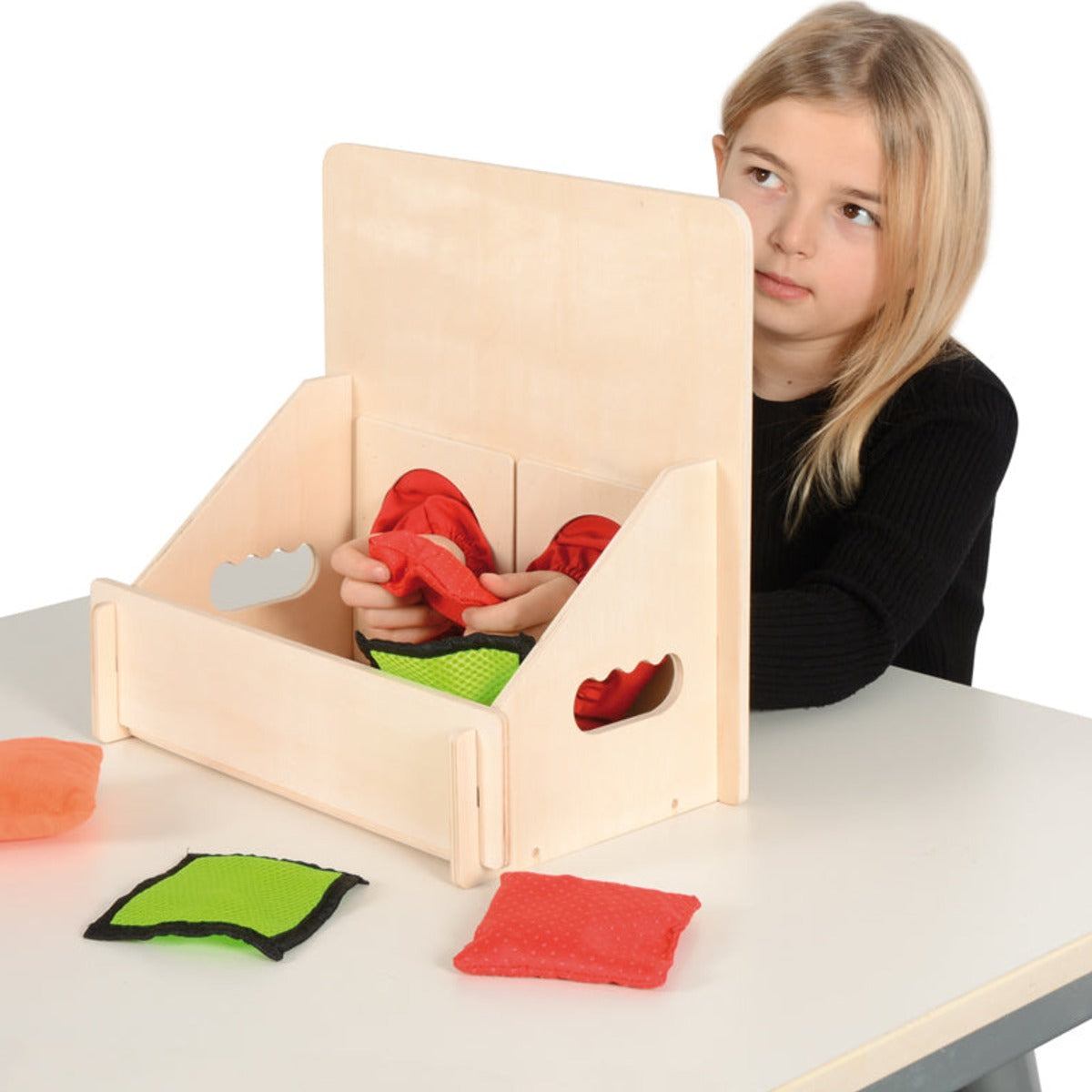 Fühlkasten aus Holz – Bild 3
