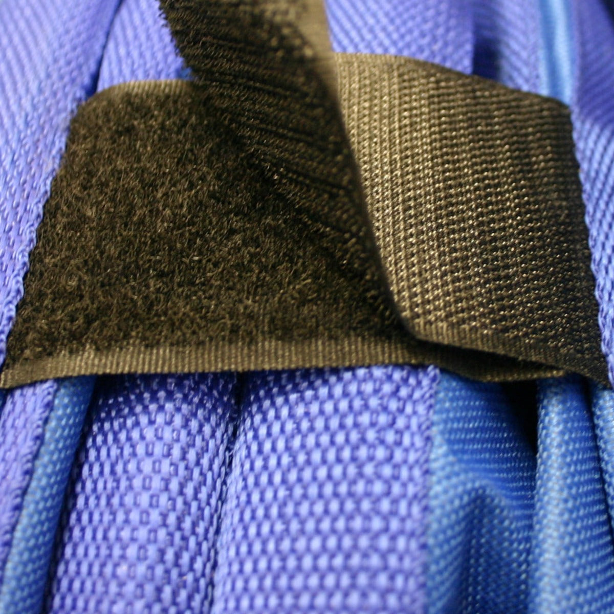 Kriechtunnel blau mit Sichtstreifen – Bild 2