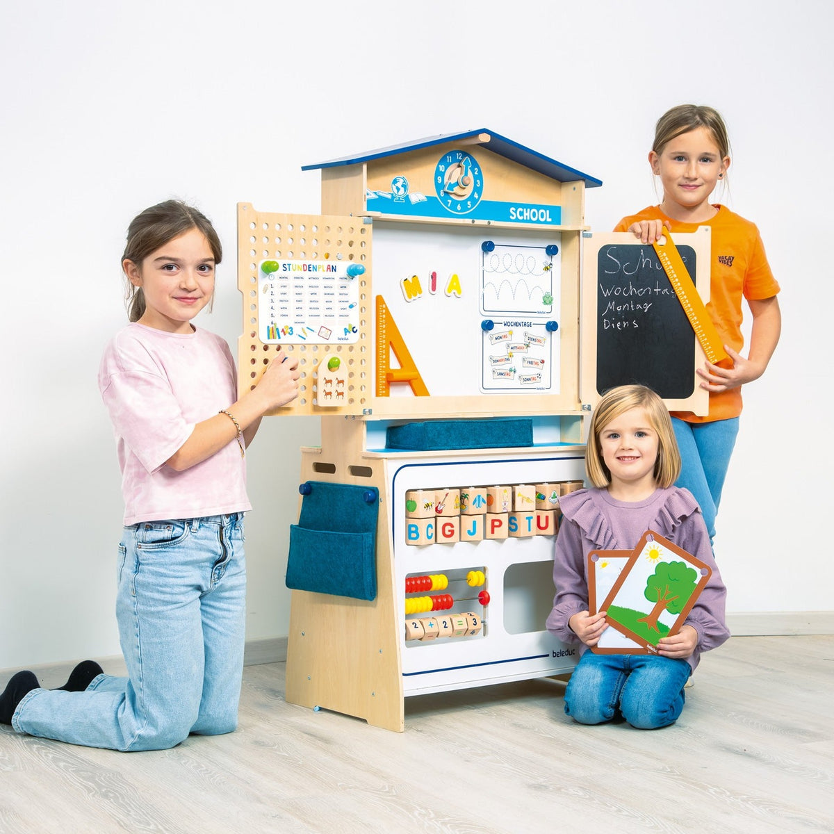 Interaktive Spielschule