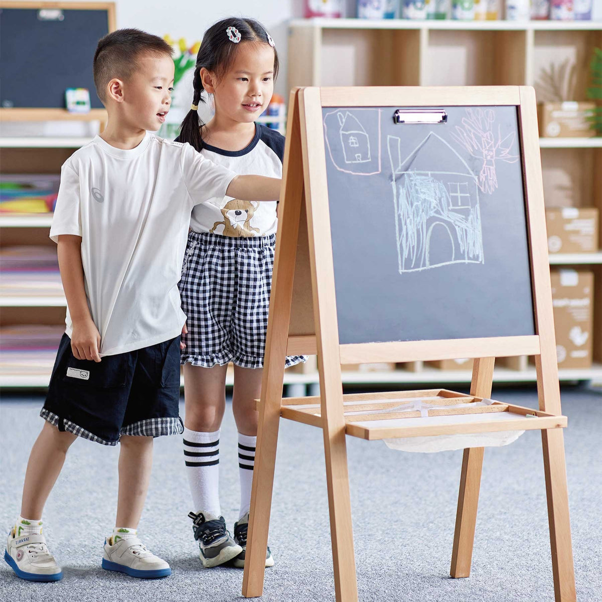 Kinderstaffelei 2-in-1