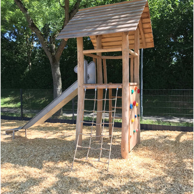 4-Eck-Spielturm mit Rutsche und Kletterwand – Bild 3