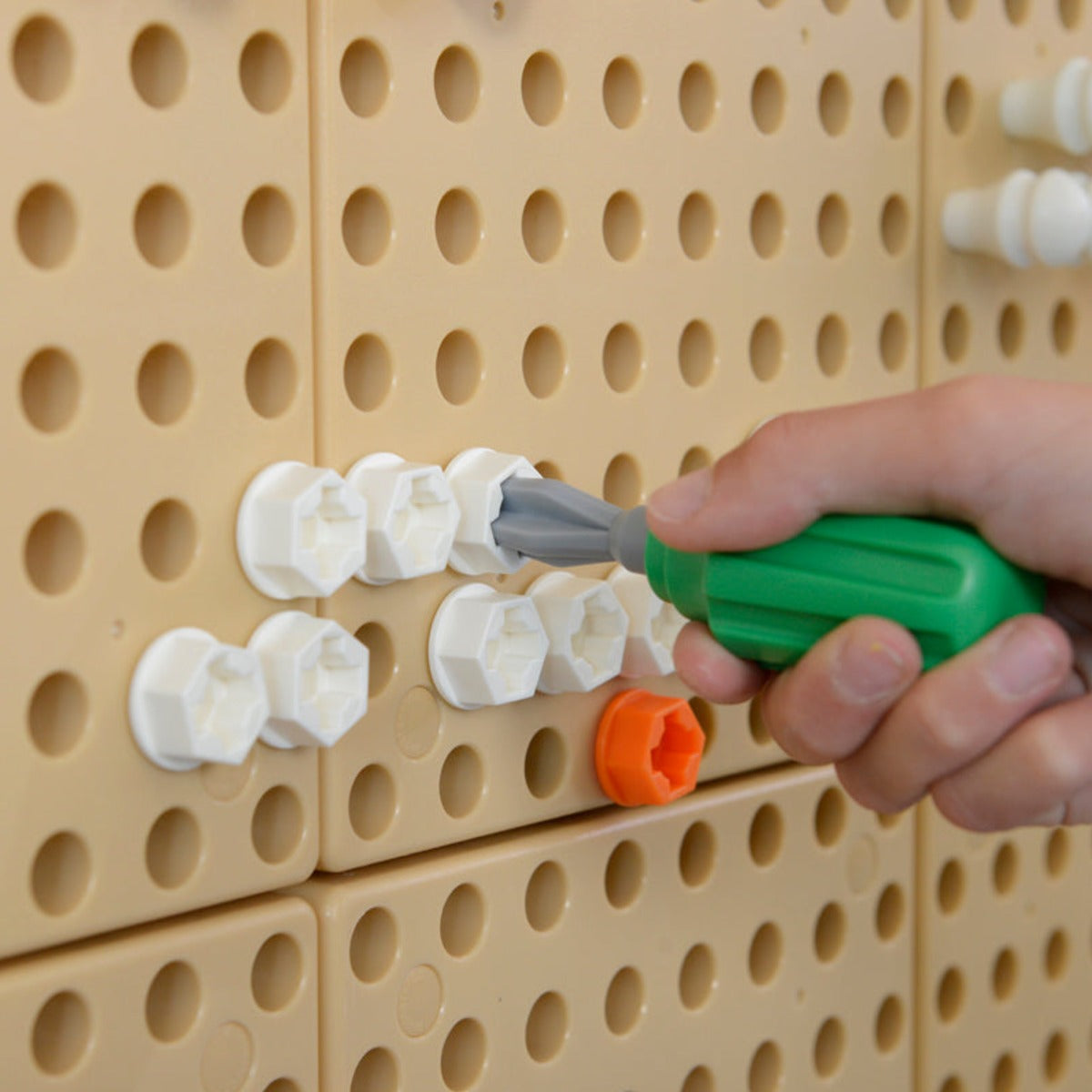 Werkzeug-Set mit Elektroschrauber für die STEM-Wand, 11-teilig