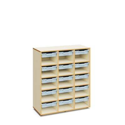 Annie Regal mit 15 flachen Boxen
