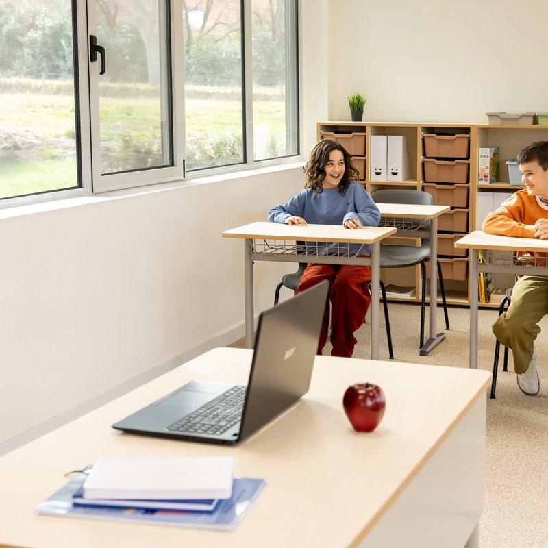Rectangle Lehrertisch – Bild 5